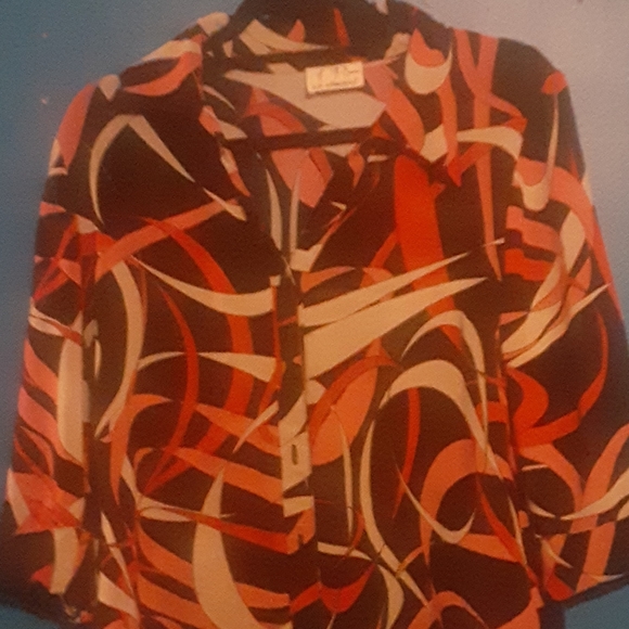 Top - Picture 4 of 4